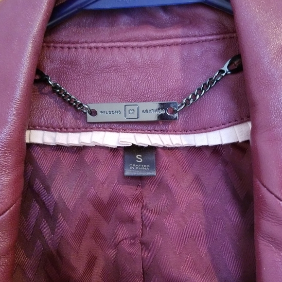 Extremely Soft! Burgundy Leather Jacket - Picture 3 of 3